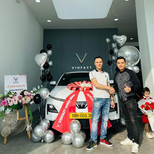 giao xe vinfast nam định 2